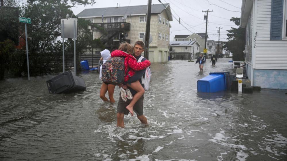 Nor'easter Claims One Life, Floods New York and New Jersey Coastlines