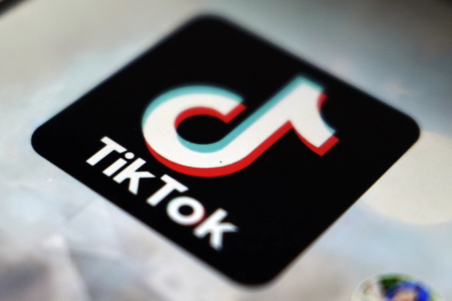 U.S. and China Reach TikTok Deal: American Control Over Algorithm Assured
