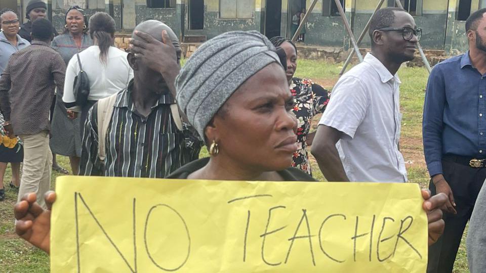 Nigerian army frees 44 students and teachers after Oyo school abduction