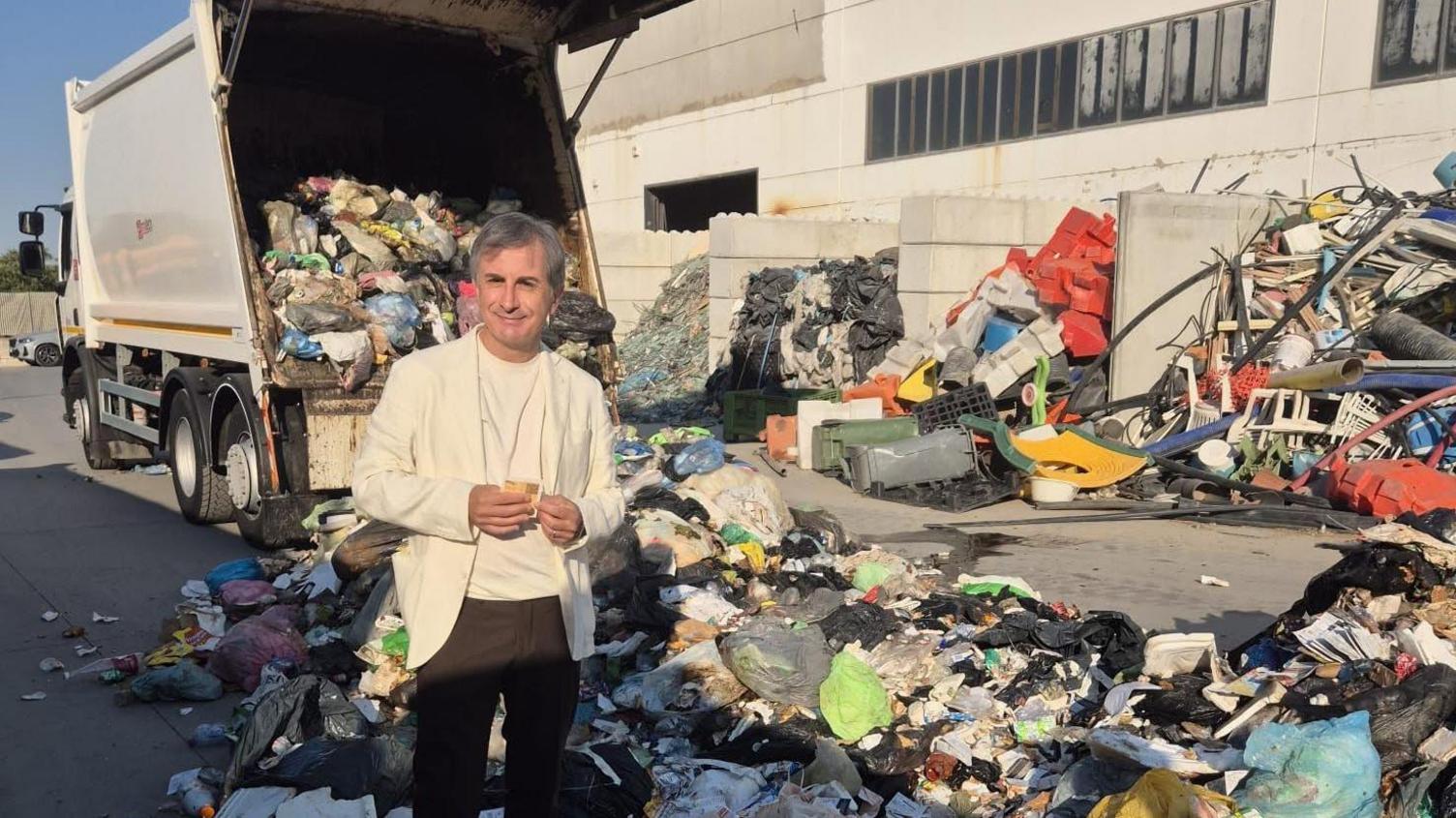 Italy’s Waste Workers Discover €1 million Lottery Ticket Buried in a Bin