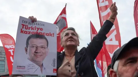 Turkish Authorities Seek Over 2,000-Year Sentence for Istanbul's Mayor Ekrem Imamoglu