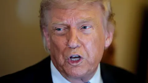 Trump Issues Stark Warning to Iran as Peace Efforts Falter