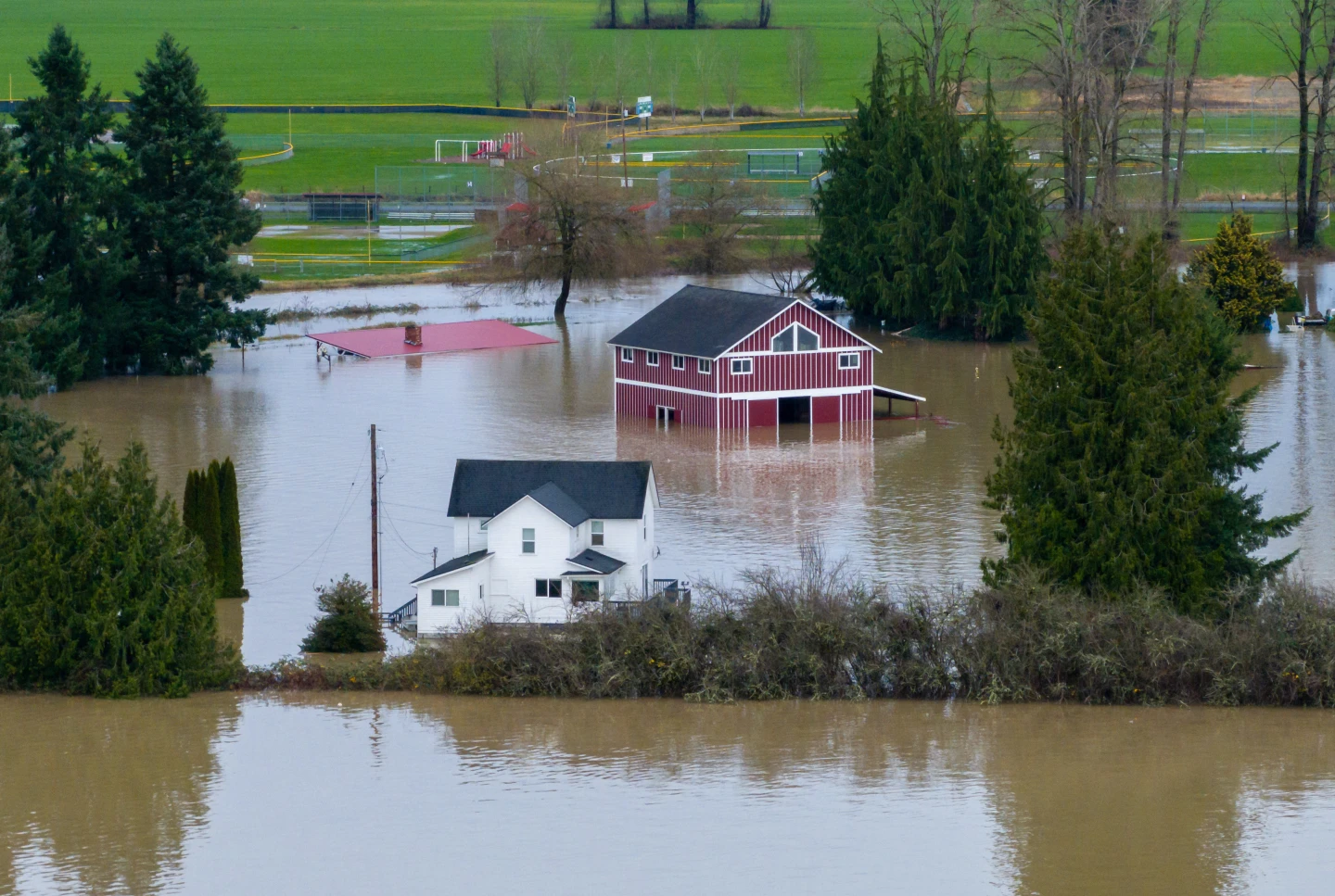 Historic Flooding Strikes Washington State Amid State of Emergency