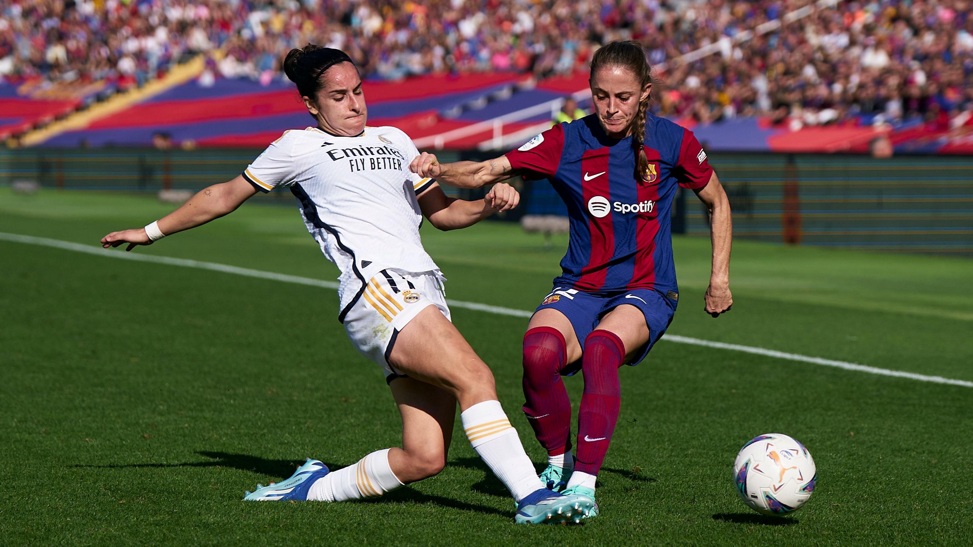 Women’s Football Turns Billion‑Dollar Dream into Wage‑Worry Reality