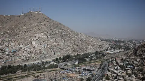 Taliban Accuses Pakistan of Violating Afghan Sovereignty Amid Tensions