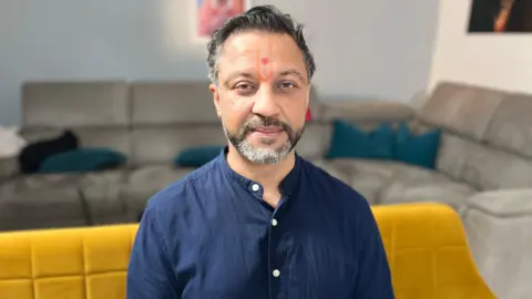 Miraculously Surviving the Air India Crash: A Heart-Wrenching Tale of Loss and Resilience