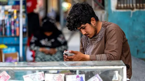 Telecommunications Blackout Hits Afghanistan as Taliban Shuts Down Internet