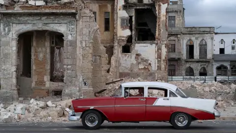 Cuba's Tourism Industry Plummets After US Sanctions Tighten