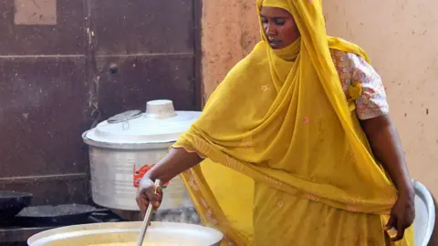 Crisis Looms for Sudan's Community Kitchens Amid Escalating Hunger