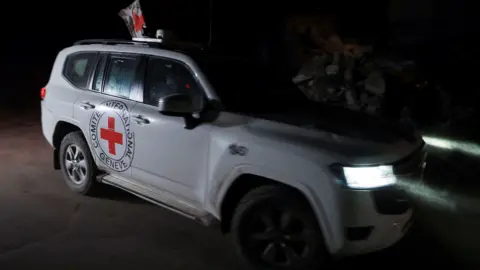 Hamas Delivers Body of Alleged Hostage to Israel Amid Ceasefire Tensions