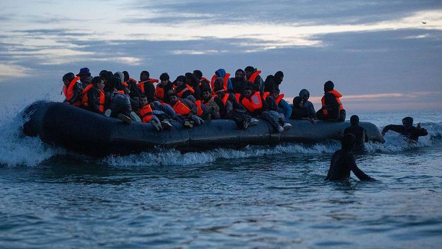 UK scrapes 'one in, one out' migrant scheme with France amid low numbers