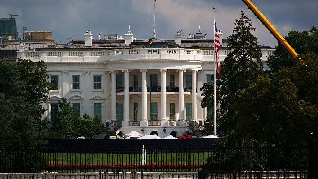 Former White House Teleprompter Ordered to Pay $172k After Predicting Trump Speeches