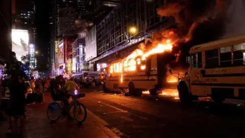 Knicks’ Historic Win Turns Manhattan Streets into Chaos