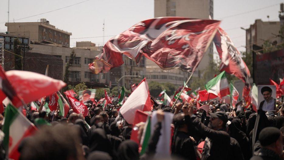 Dies in Tehran Sends a Message: Iran’s Funeral Parade Speaks of Revenge