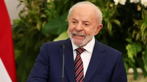 Lula to Campaign for Historic Fourth Term in Brazil's 2026 Elections