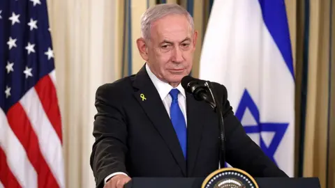 Netanyahu at a Crossroads: The Dilemmas of Peace and Political Survival