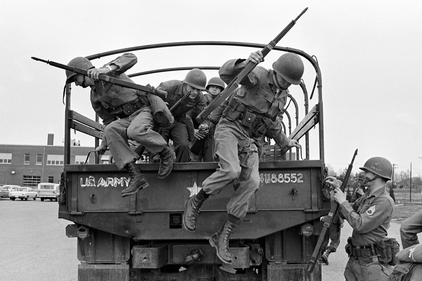 Guard Troops Return to Memphis Amid Crime Surge: A Reflection on the Past