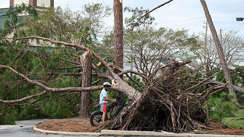 Hurricane Isaias Leaves Four Dead and 600,000 Power Outages in Southern U.S.