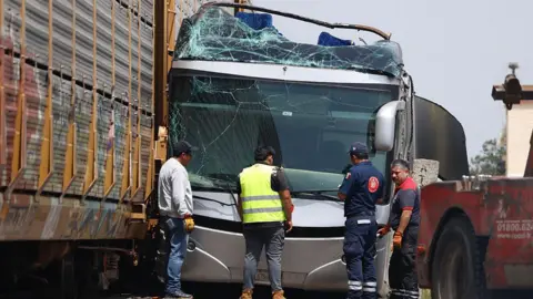 Tragic Collision: Train Hits Bus in Mexico, Leaving 10 Dead and Over 40 Injured