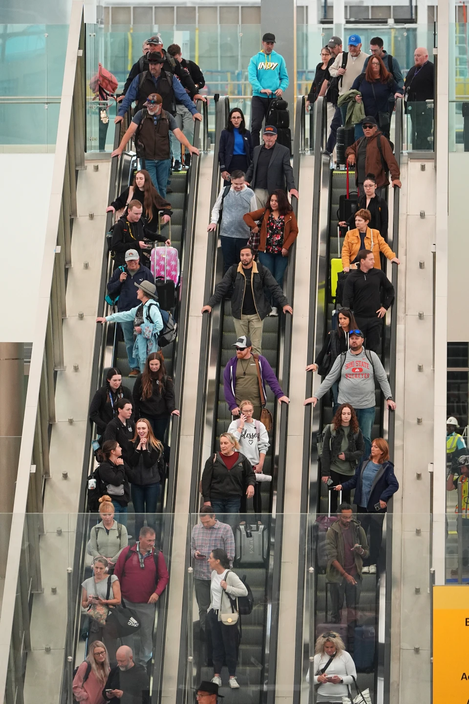 Air Travel Disruptions Heighten Amid Government Shutdown