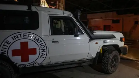 Two Bodies of Deceased Hostages Returned from Hamas to Israel