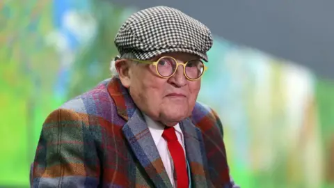 Low‑key funeral for art titan David Hockney