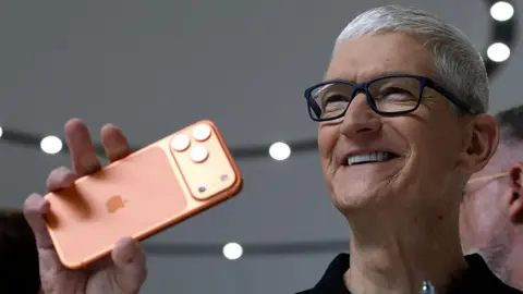 Apple to Raise Device Prices as AI‑Driven Chip Costs Surge
