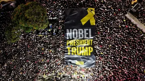 Massive Rally in Tel Aviv as Israelis Celebrate Trump Ahead of Expected Hostage Release