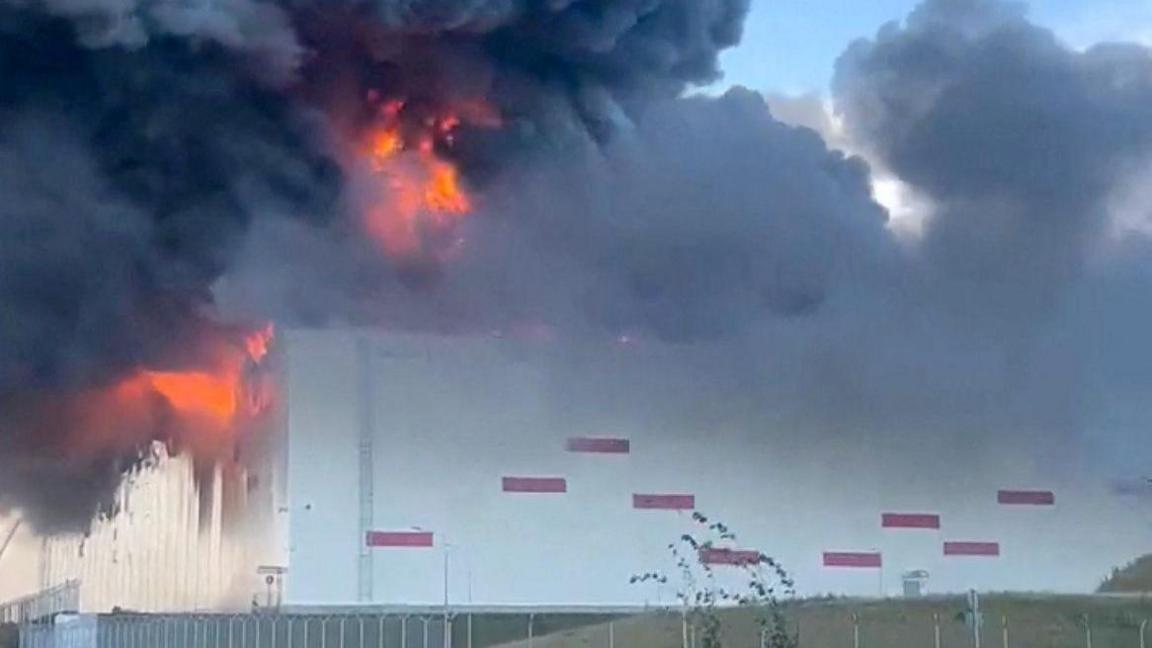 Ukrainian Drones Strike Wildberries Warehouse Near Moscow, Killing Five