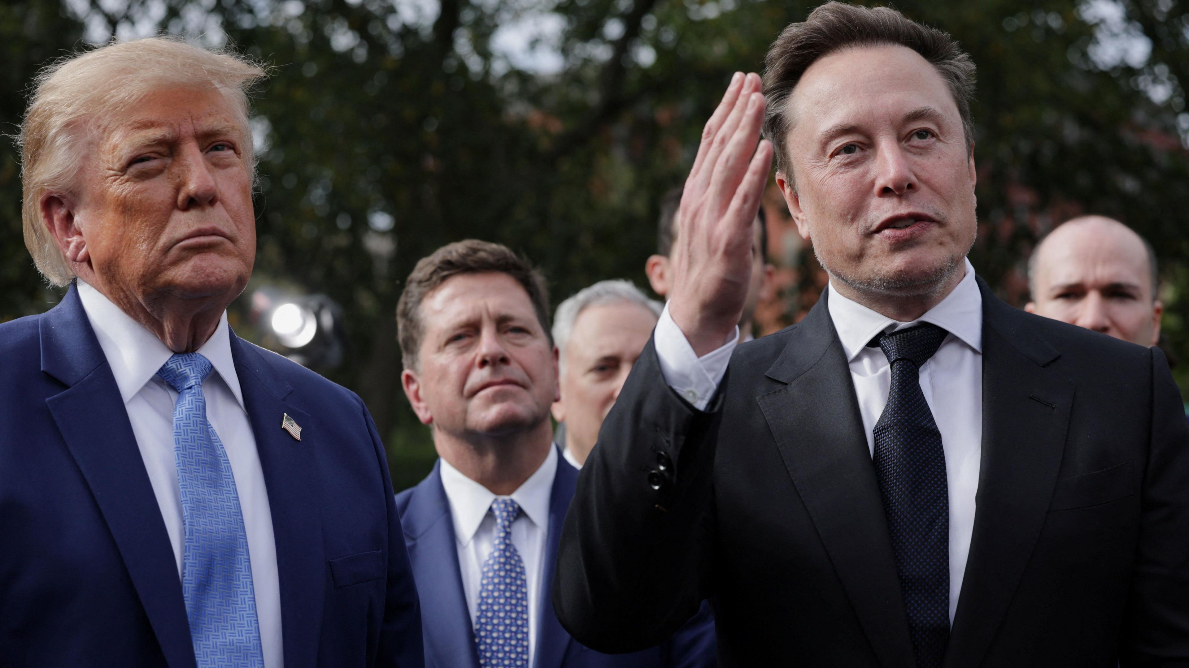 White House AI Summit: Trump Drives Self‑Regulation, Expands Data‑Centres, and Renames AI ‘Super Intelligence’