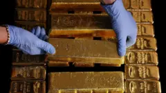 Record Surge: Gold Prices Exceed $4,000 an Ounce Amid Global Uncertainty