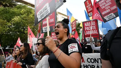 Massive Protests Erupt in Lisbon Against New Labour Laws
