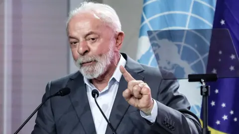Brazil's Lula Urges Global Unity Against Climate Deniers at COP30
