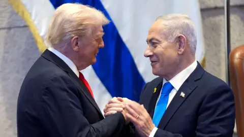 Trump Appeals to Israeli President for Netanyahu's Pardon