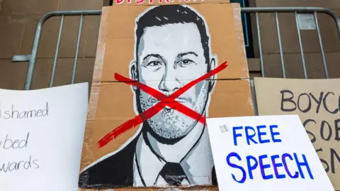 Late-Night Hosts Unite in Defense of Jimmy Kimmel Amid Trump Threats