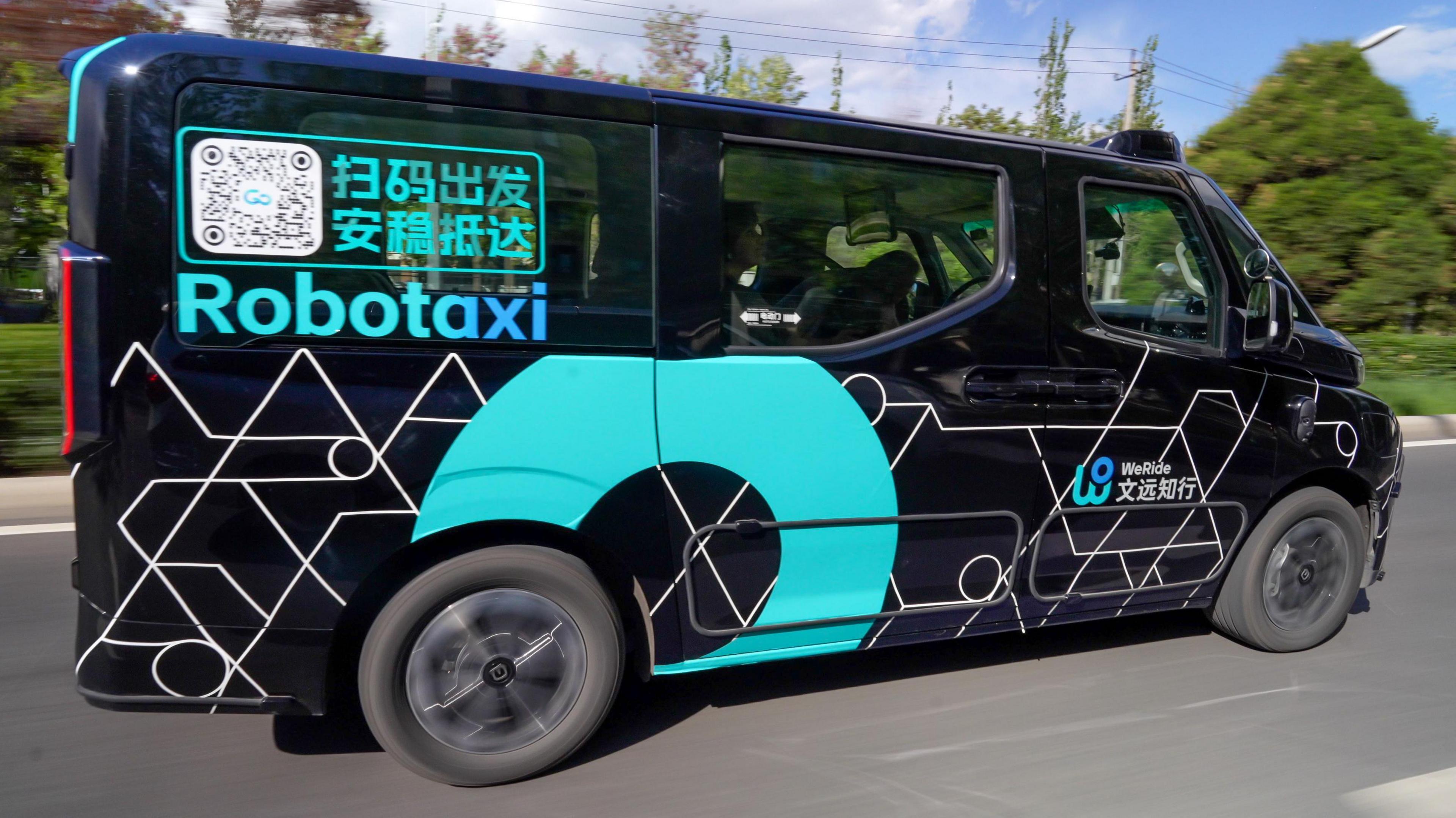 China’s Electric‑Vehicle Engine Fuels a Robotaxi Boom