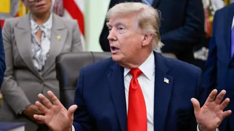 Trump Says US‑Iran Accord to Be Signed Sunday, Iran Skeptical