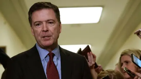 FBI Agent Suspended Over Insubordination Regarding James Comey's 'Perp Walk'