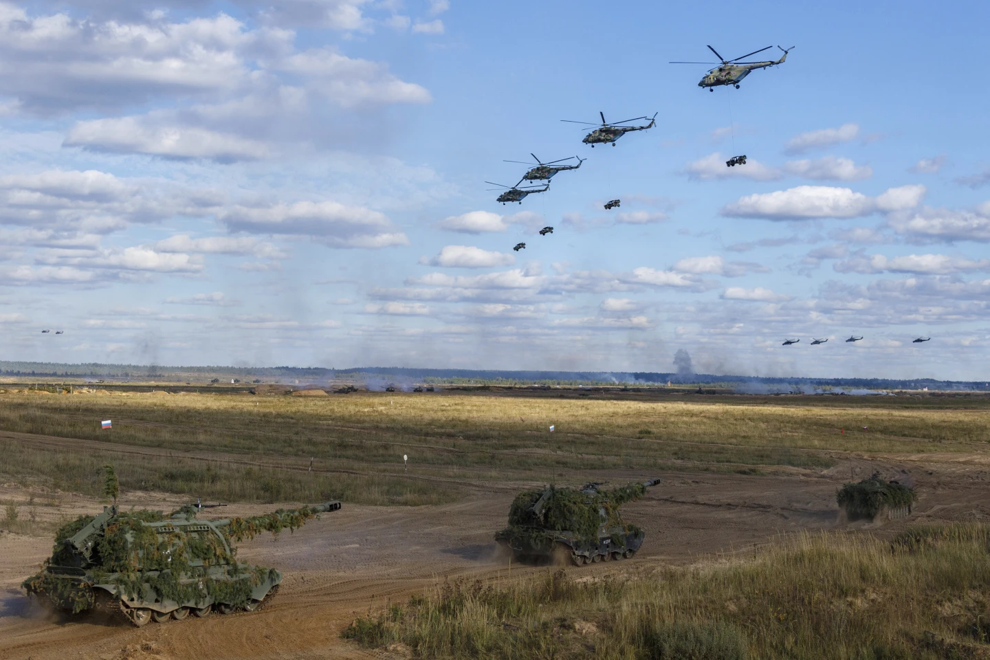 Tensions Rise as Russia and Belarus Conduct Major Military Drills