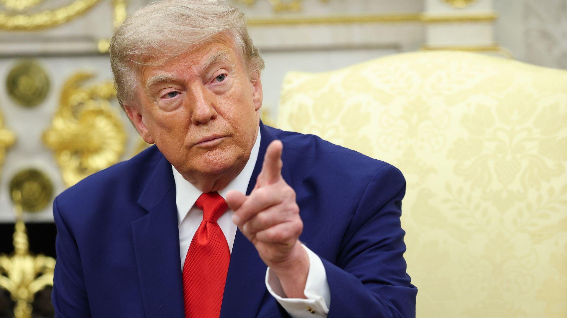US Triggers Global Trade Shock: 60 Nations Face 10‑12.5% Tariffs