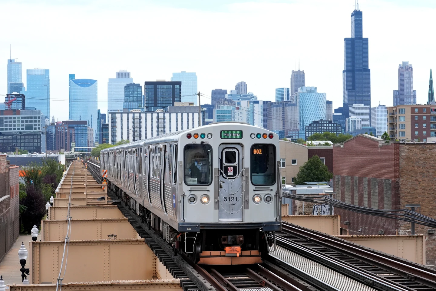 Trump Administration Freezes $2.1 Billion for Chicago Infrastructure Amid Shutdown