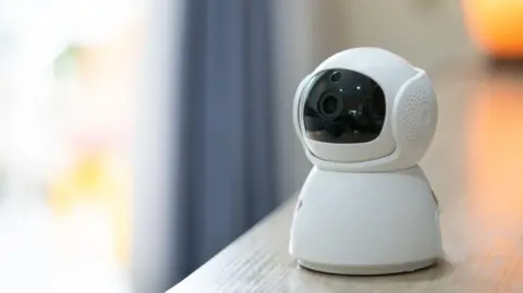 Massive Home Camera Hack for Extortion: 120,000 Devices Compromised