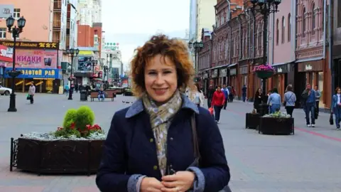 UK Welcomes Release of British National Julia Fenner in Belarus Prisoner Deal