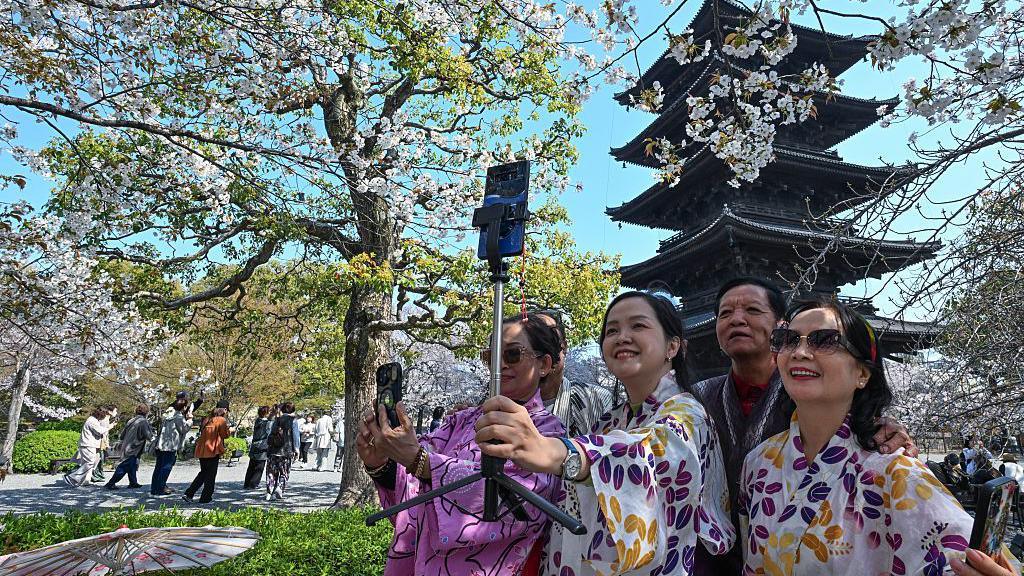Japan Raises Visa Fees Five‑Fold, First Hike Since 1978
